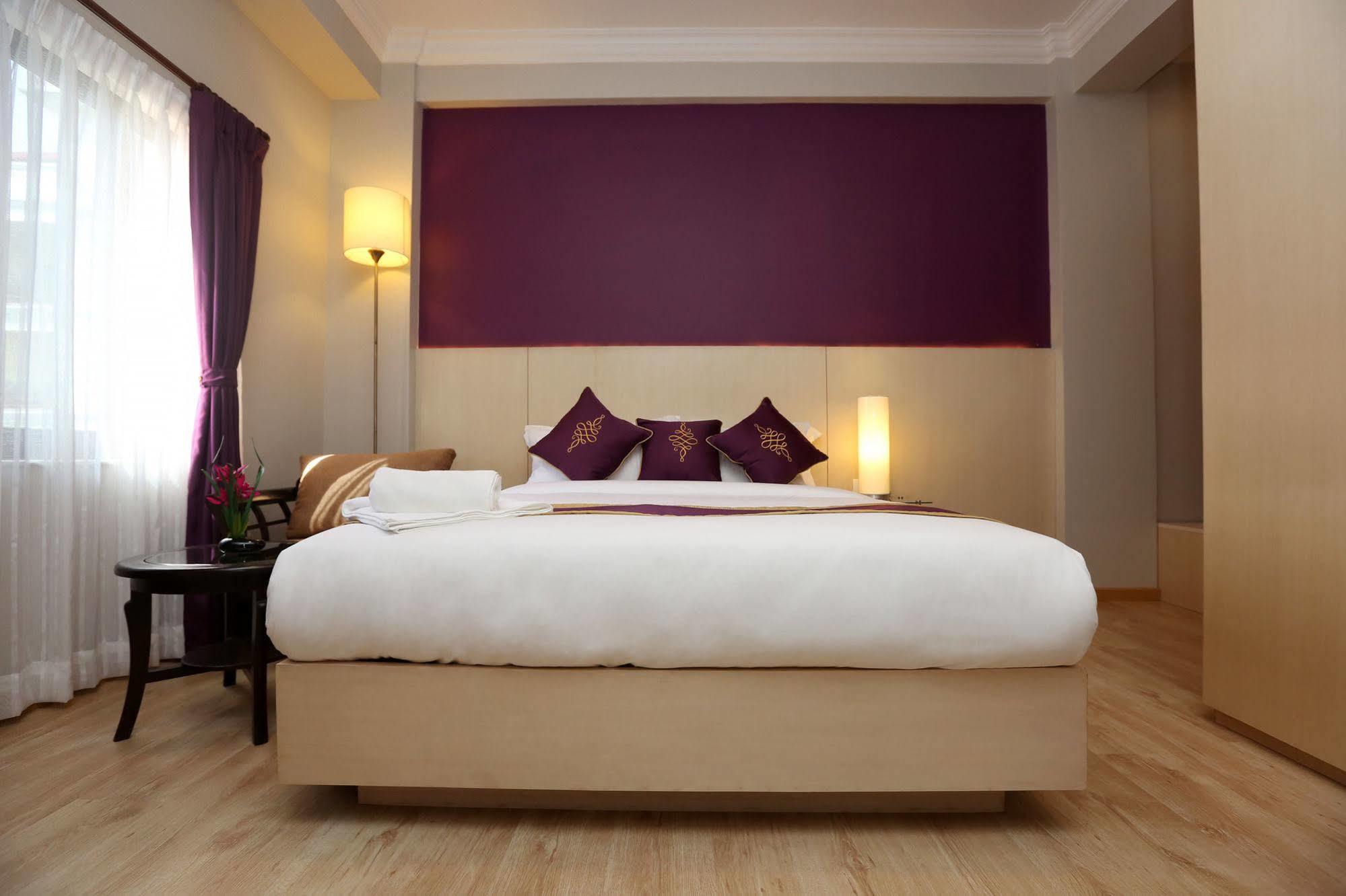 Hotel Harmika Kathmandu Buitenkant foto